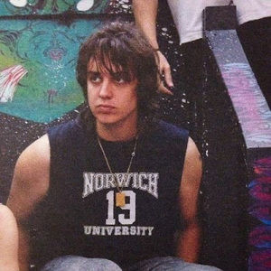 Meet your Posher, Ava